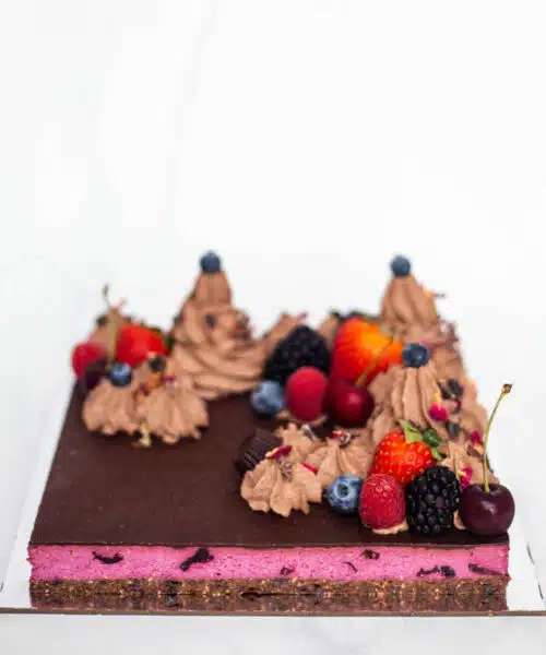 Cherry flavoured vegan cake